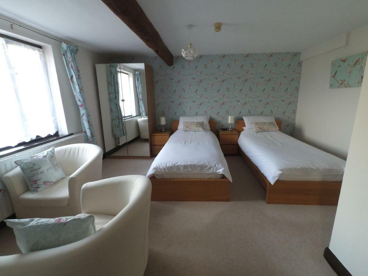 Scar Close Farmhouse Hotel Settle Esterno foto