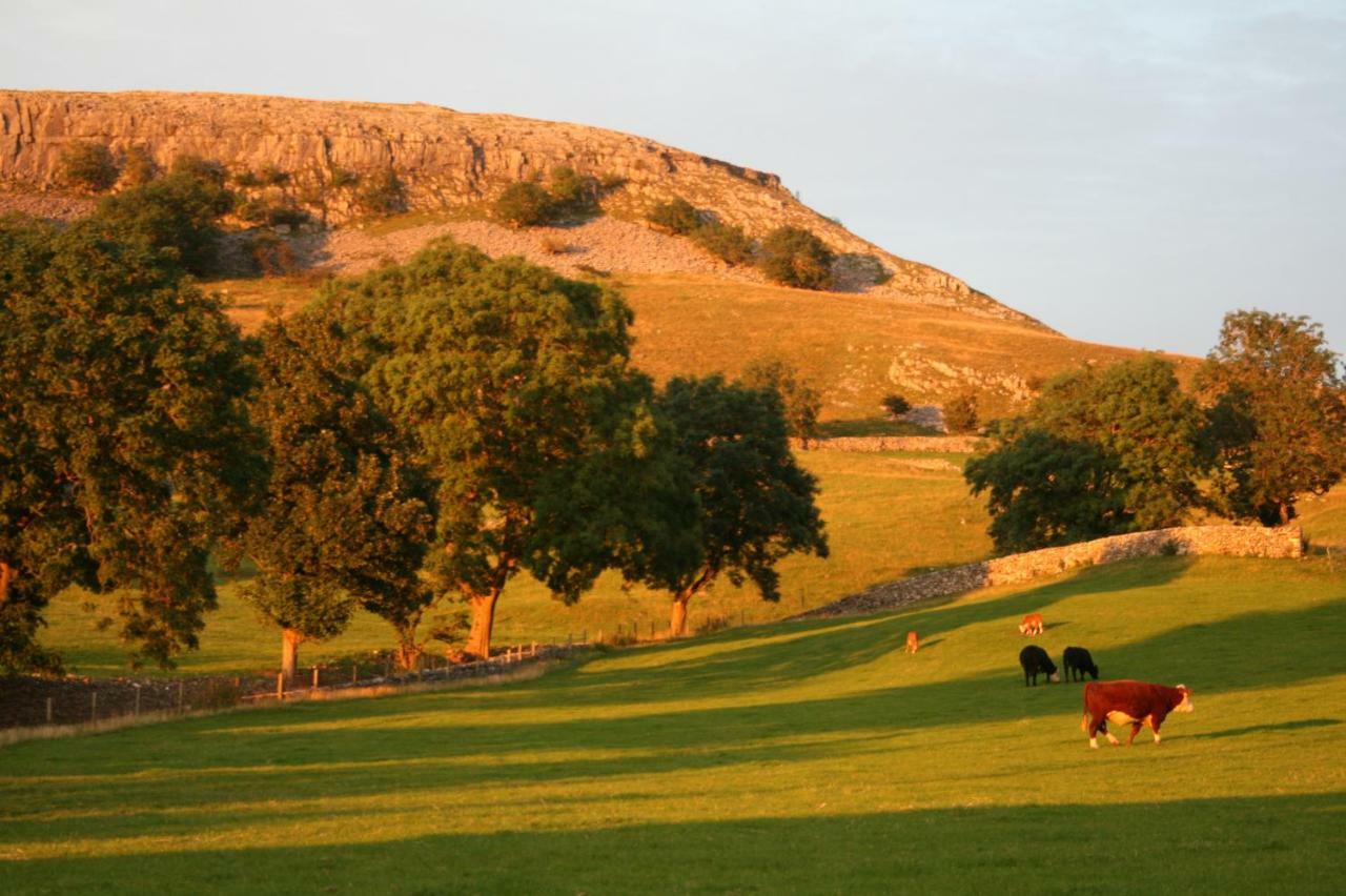 Scar Close Farmhouse Hotel Settle Esterno foto